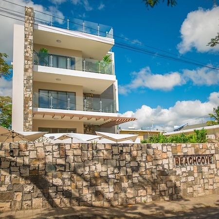 Beachcove Pereybere Beach Екстериор снимка