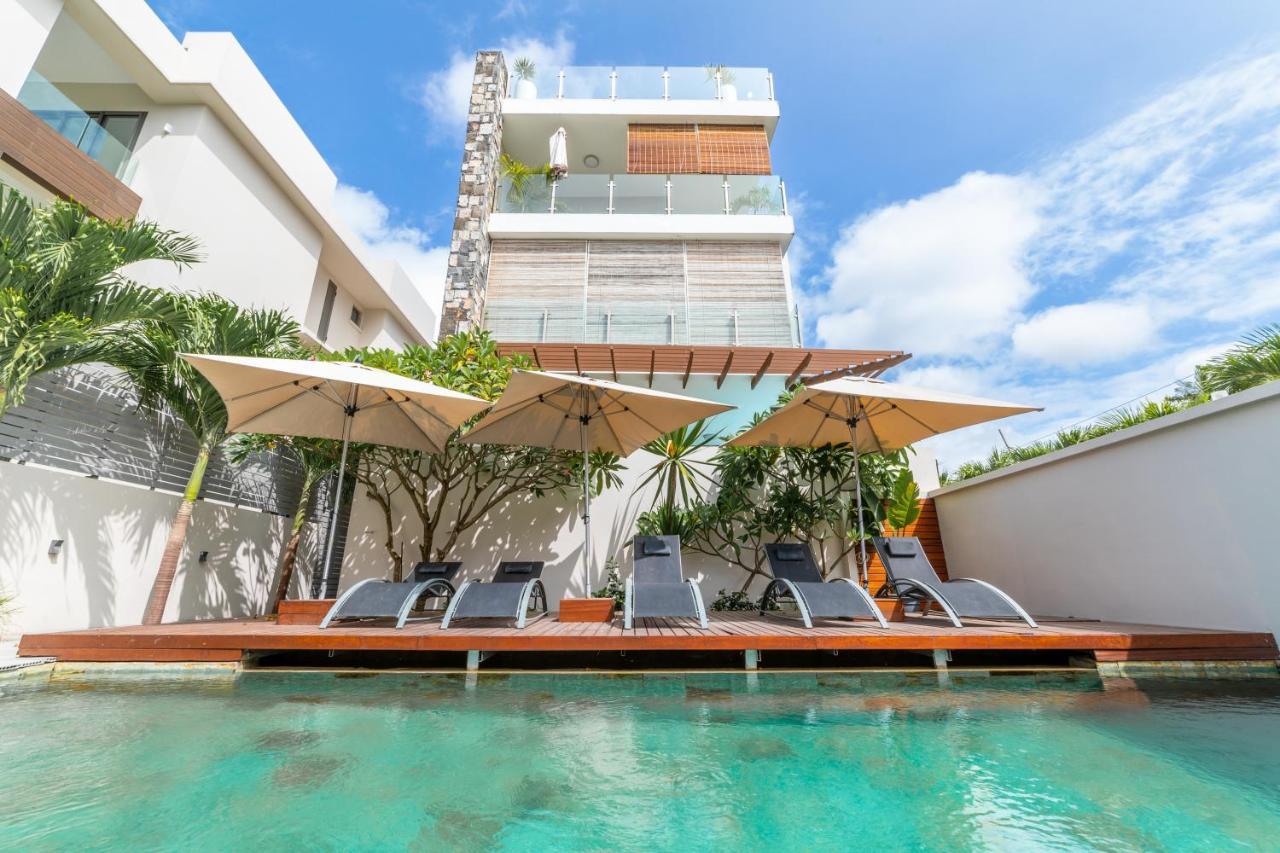 Beachcove Pereybere Beach Екстериор снимка