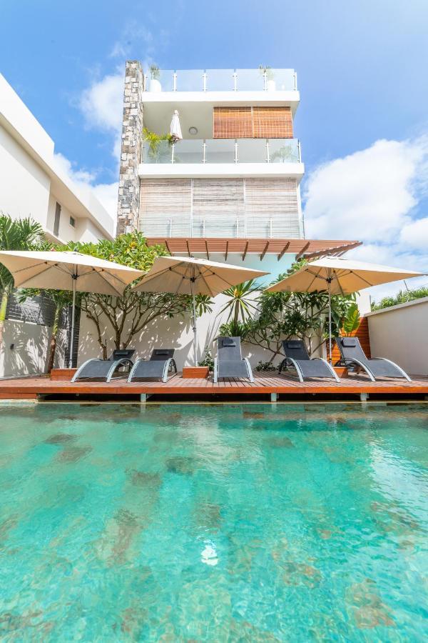 Beachcove Pereybere Beach Екстериор снимка