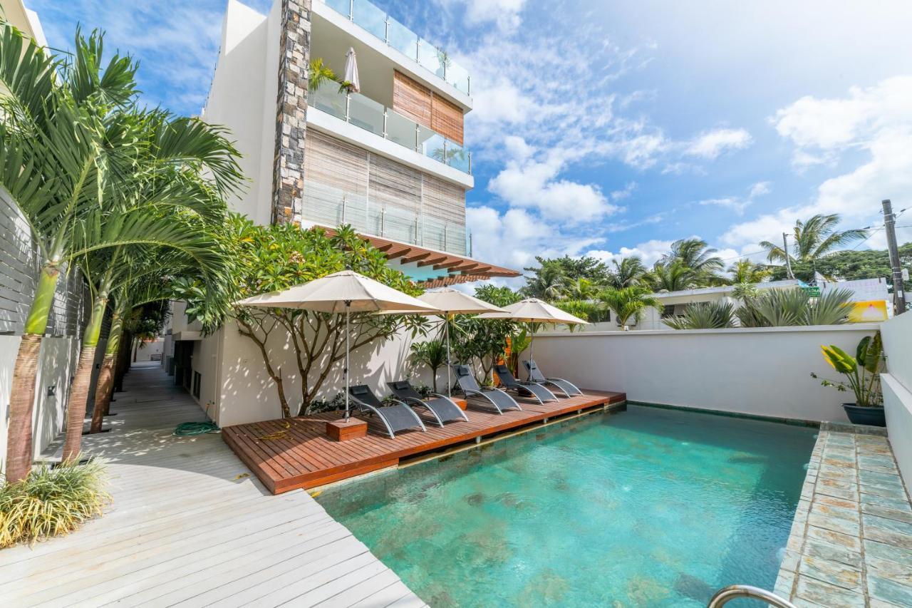 Beachcove Pereybere Beach Екстериор снимка
