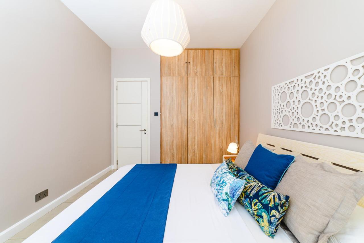 Beachcove Pereybere Beach Екстериор снимка