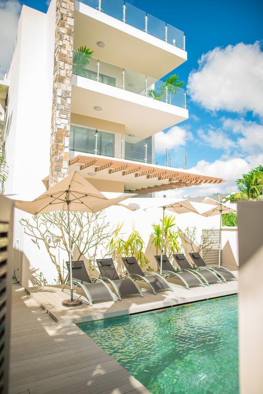 Beachcove Pereybere Beach Екстериор снимка